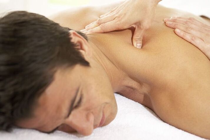 Masáž je užitečná pro léčbu a prevenci osteochondrózy krční páteře